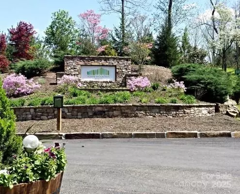 Asheville, NC 28804,17 Franklin Trace DR #17