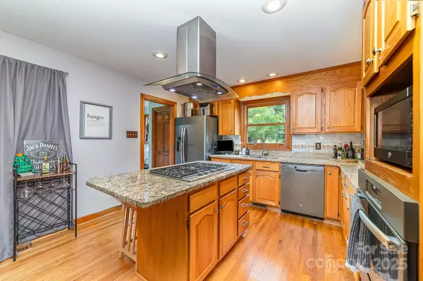 Statesville, NC 28677,174 Wintergreen CIR