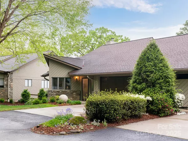 Asheville, NC 28804,1901 Timber TRL