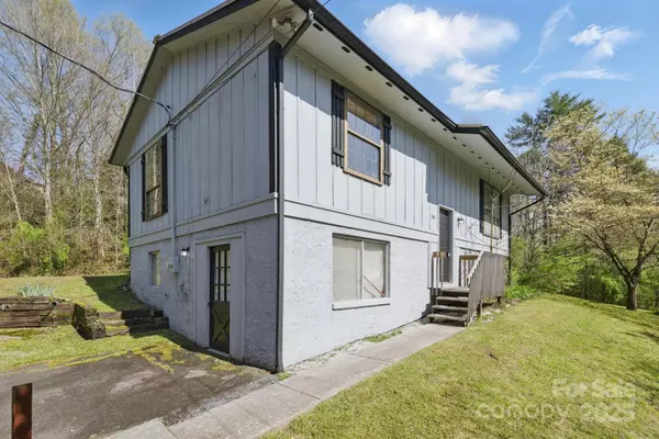 1815 Probart ST, Brevard, NC 28712