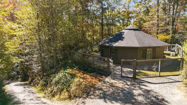 Marshall, NC 28753,16 Caddis CT
