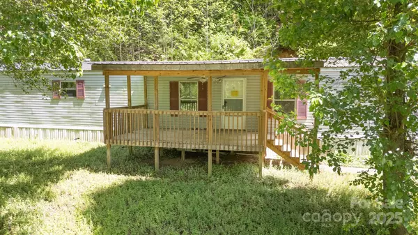 Lenoir, NC 28645,1926 Zacks Fork RD