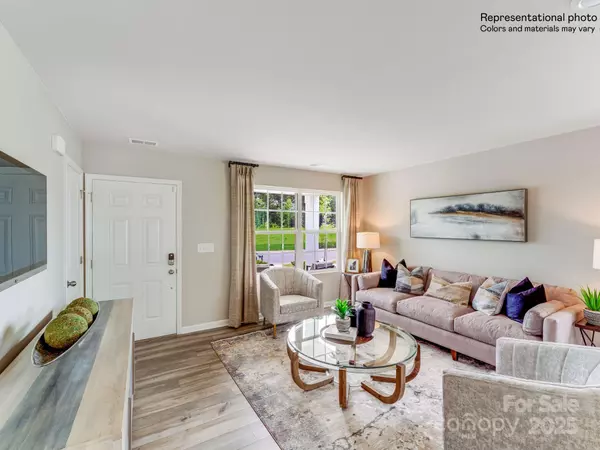 Edgemoor, SC 29712,1611 Spring Lot DR