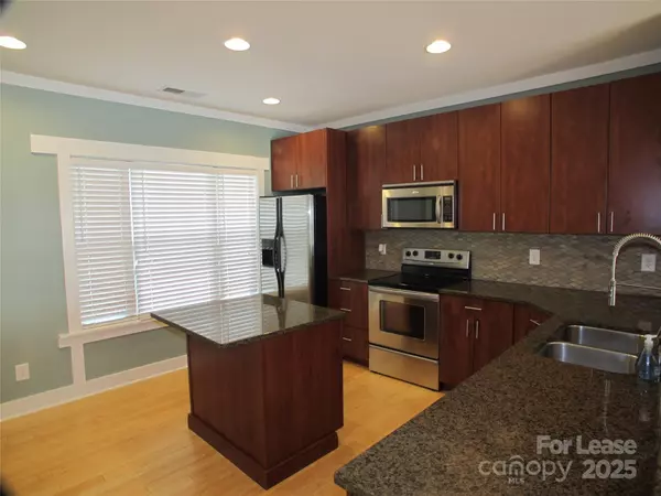 Charlotte, NC 28205,1733 Matheson AVE