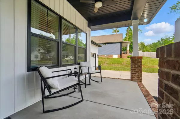 Mount Holly, NC 28120,1212 Mason WAY