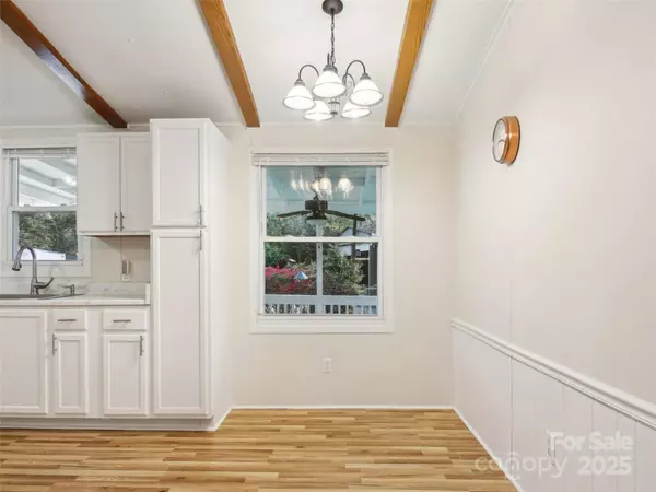 Candler, NC 28715,30 Griffin LN