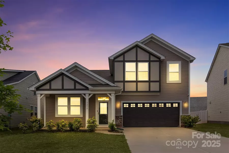 3252 Cheyney Park DR, Charlotte, NC 28269