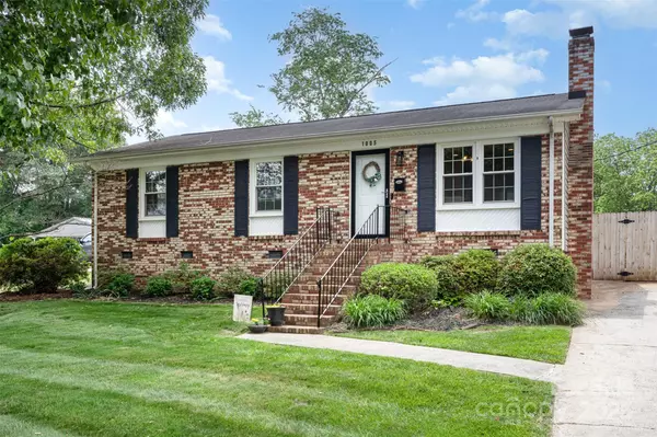 Mount Holly, NC 28120,1005 N Main ST