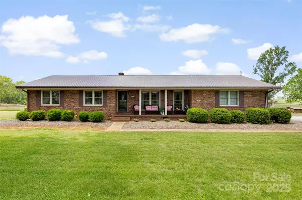 1870 Sloan RD, Mt Ulla, NC 28125