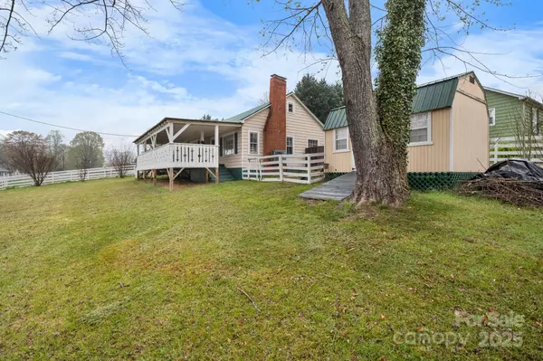 Marion, NC 28752,591 E Oak ST