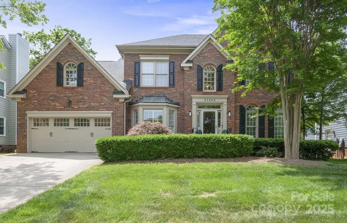 Cornelius, NC 28031,21203 Harken DR