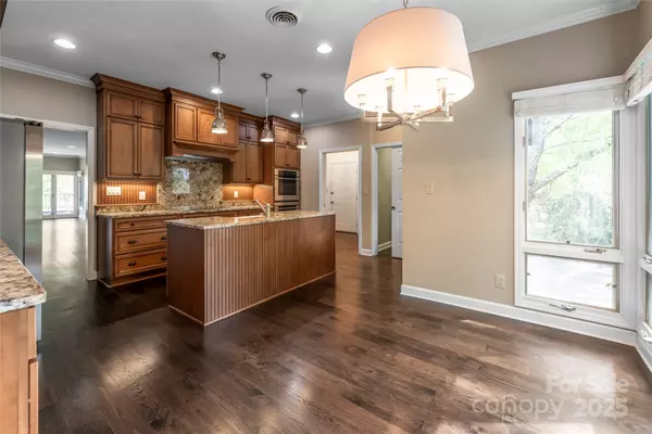 Asheville, NC 28801,400 Charlotte ST #402