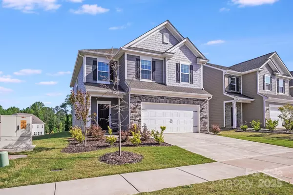 Fort Mill, SC 29715,356 Runner Stone LN