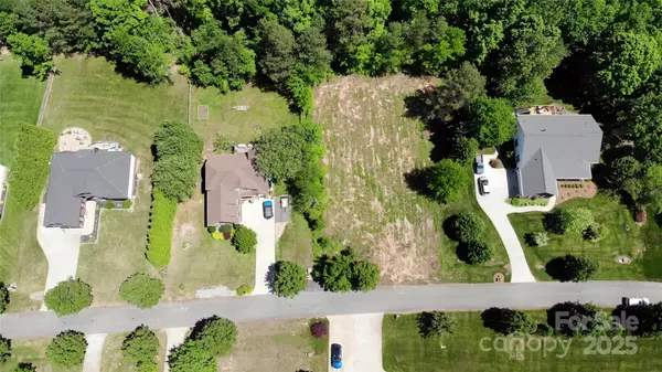 Sherrills Ford, NC 28673,1960 Jaya DR #17