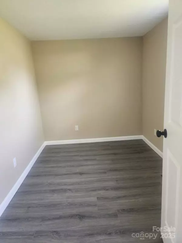 Spindale, NC 28160,182 Autumn LN