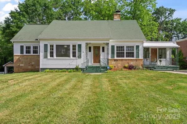 Shelby, NC 28150,514 W Sumter ST