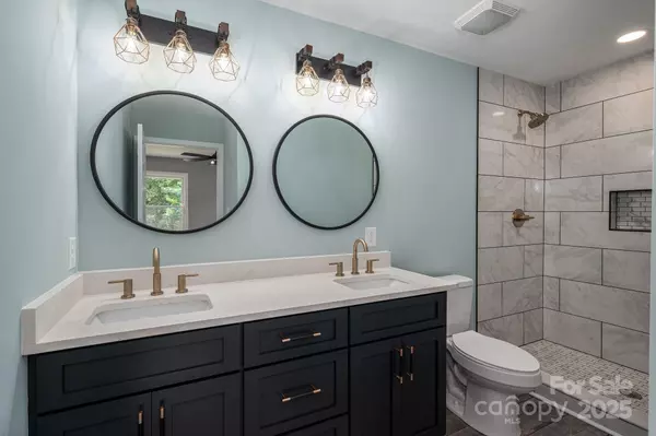 Cherryville, NC 28021,1428 E Main ST