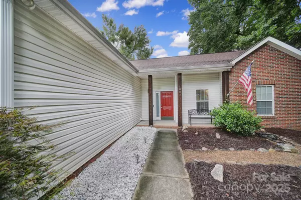 Charlotte, NC 28214,1021 Stinson Glen LN