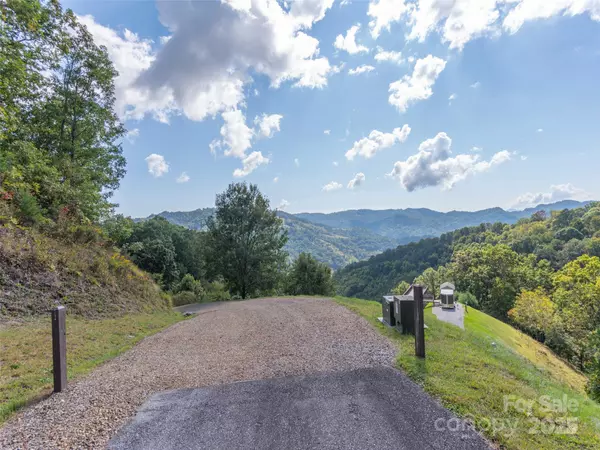 Clyde, NC 28721,0 Clark RD