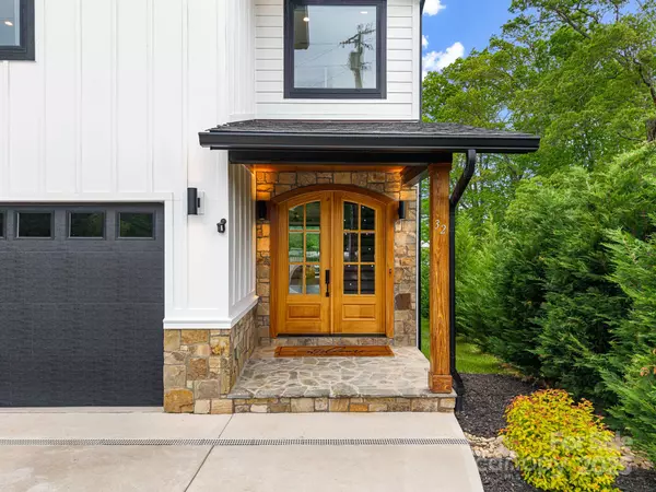 Candler, NC 28715,32 Taylor Mountain RD