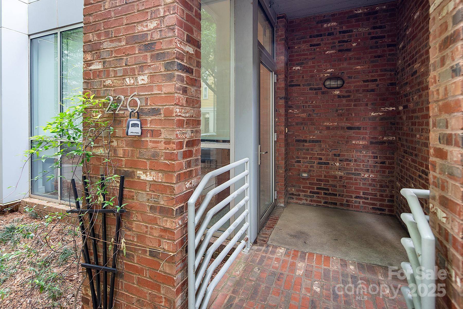 Charlotte, NC 28203,226 Magnolia AVE