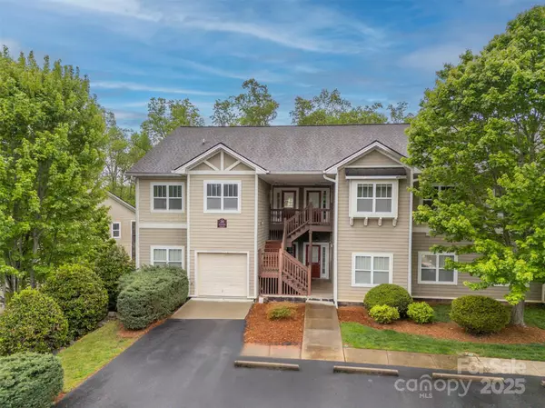 Fletcher, NC 28732,20 Foxden DR #301