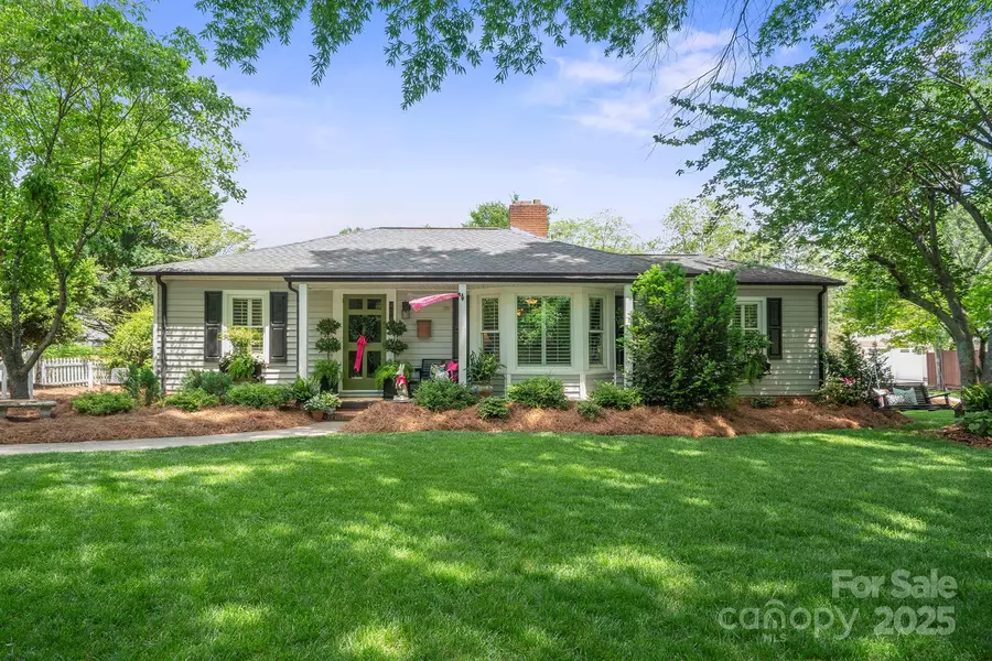 404 N Laurel ST, Lincolnton, NC 28092