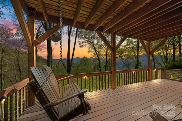 Waynesville, NC 28785,1954 Utah Mountain RD