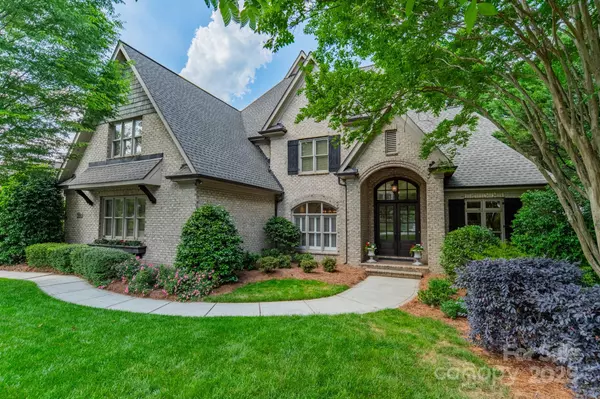 Charlotte, NC 28226,7138 Wessynton DR