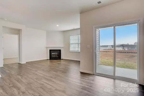 Conover, NC 28613,3662 Charles ST NW