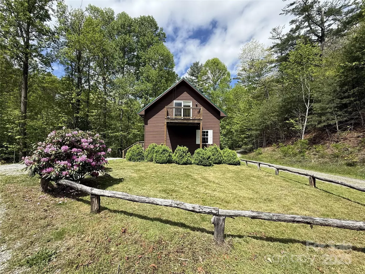 Tuckasegee, NC 28783,19 Winding Gap LN