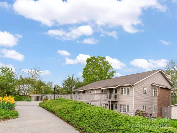 Waynesville, NC 28786,671 S Haywood ST #108B