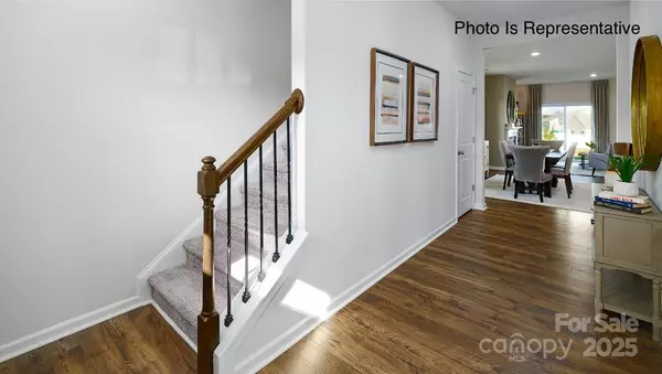 Statesville, NC 28677,141 Meadow View DR