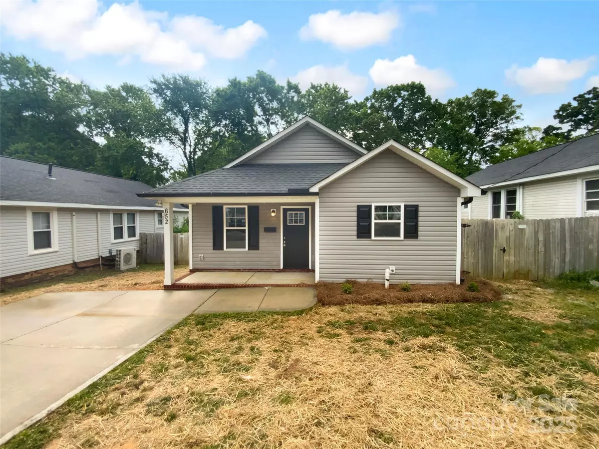 Kannapolis, NC 28083,652 Wilson ST