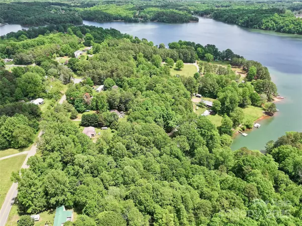 Catawba, NC 28609,4585 Sunrise Beach RD