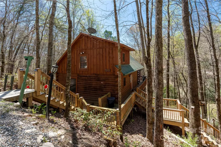 301 Bailey AVE, Bryson City, NC 28713