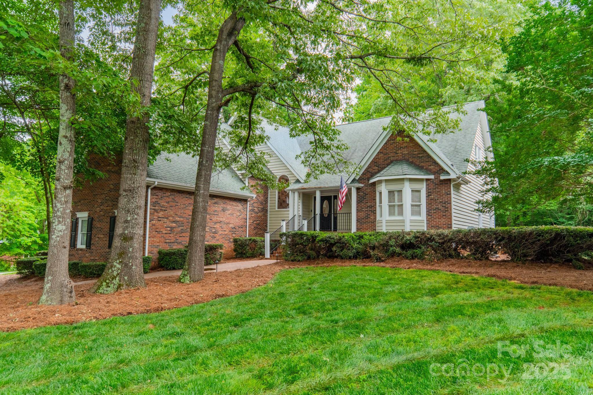 134 Lawrence Tee LN, Mooresville, NC 28117