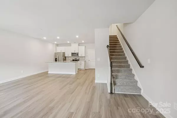 Mooresville, NC 28117,109 Ciara PL #B