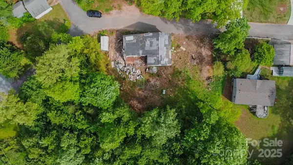 Hickory, NC 28602,1590 Brookford RD