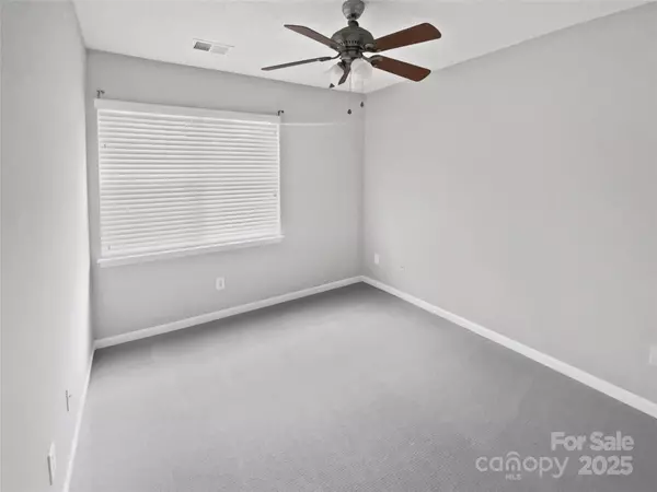Charlotte, NC 28269,6457 Saint Bernard WAY