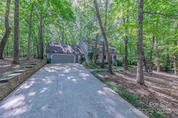 Charlotte, NC 28270,2310 Vestry PL