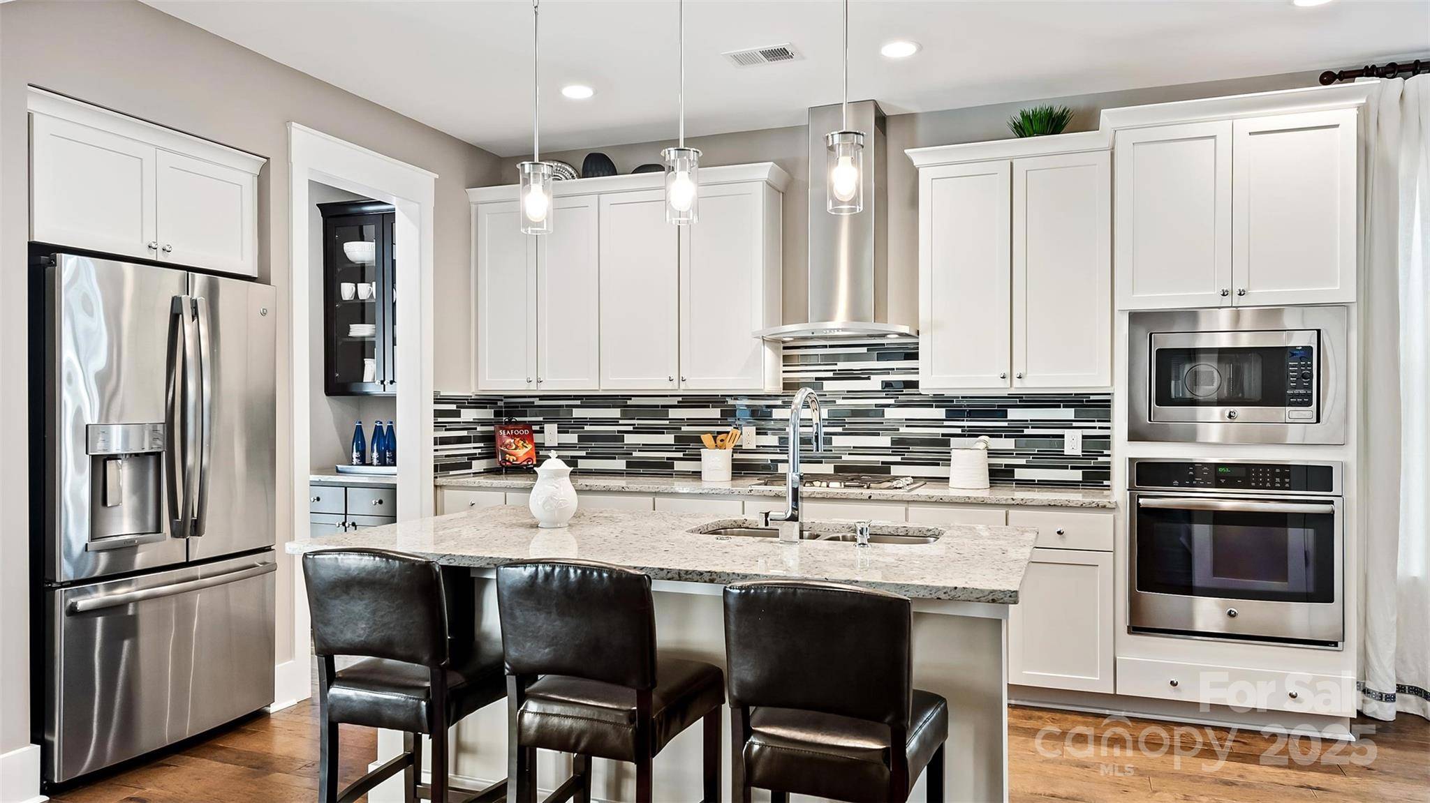 Charlotte, NC 28215,4444 Moxie WAY