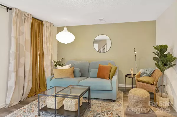 Charlotte, NC 28208,2828 Willow ST