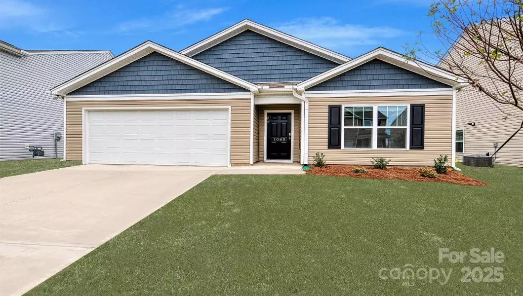 75 Creekwalk LN, Waynesville, NC 28785