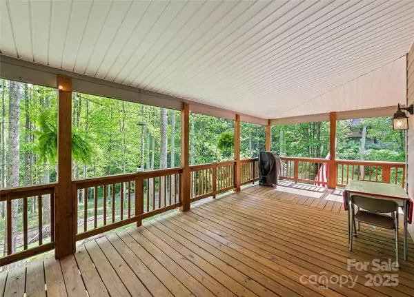 Waynesville, NC 28785,92 Streamside DR