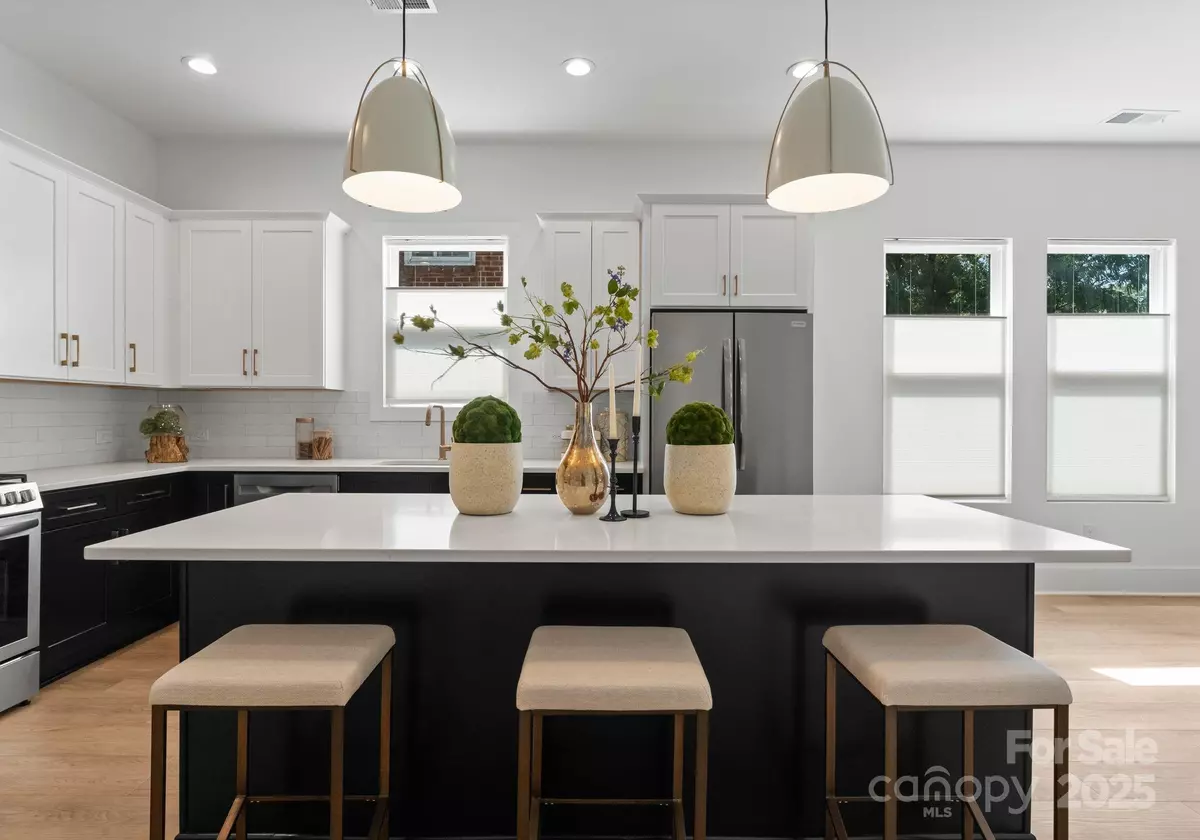 Charlotte, NC 28216,2006 St John ST