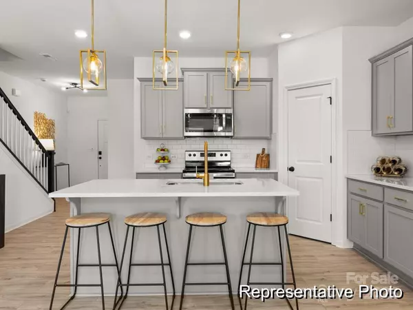 Clover, SC 29710,596 Station ST #37
