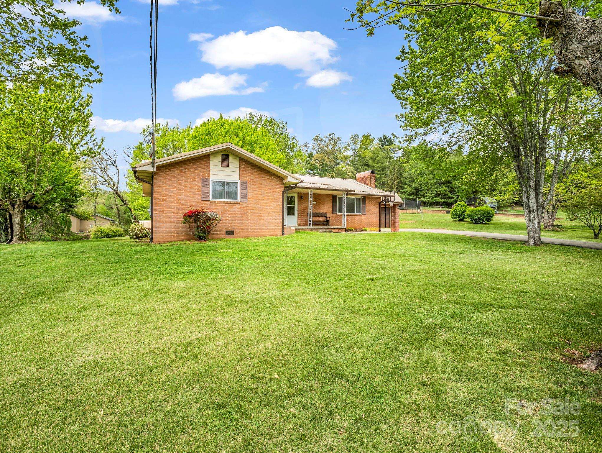 Penrose, NC 28766,167 Whitener RD