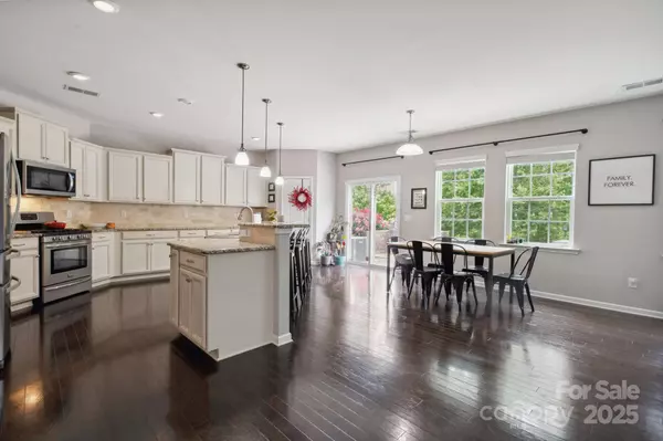 Huntersville, NC 28078,16114 Foreleigh RD