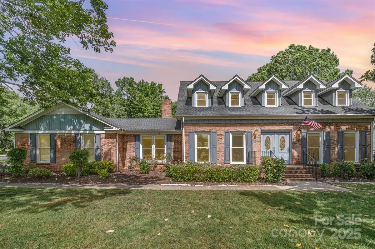 Mint Hill, NC 28227,6040 Morris Farm LN